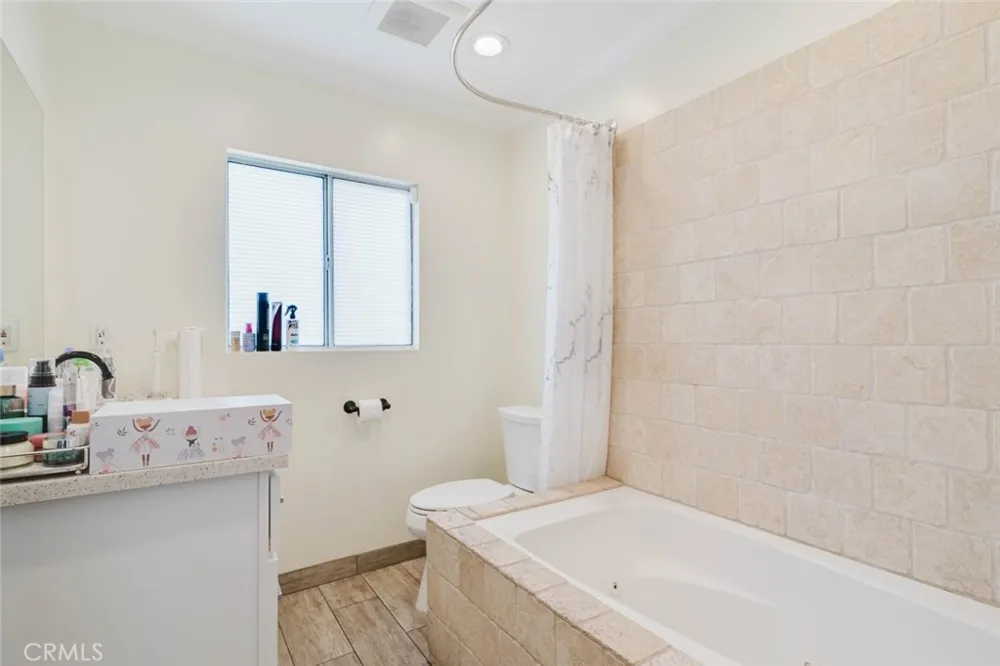 16001 Tulsa Street Granada Hills, CA 91344