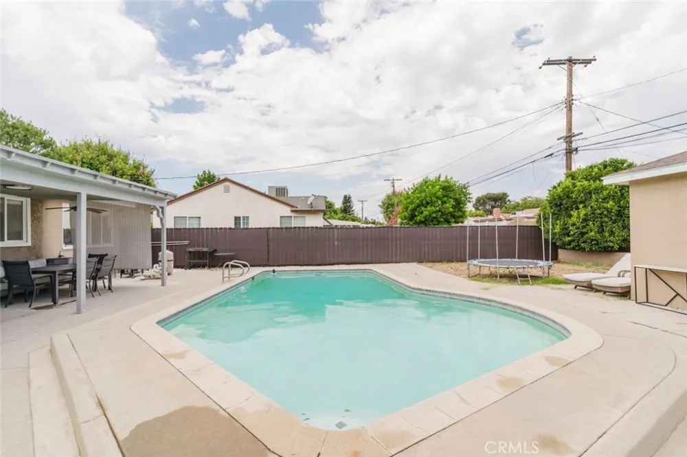16001 Tulsa Street Granada Hills, CA 91344
