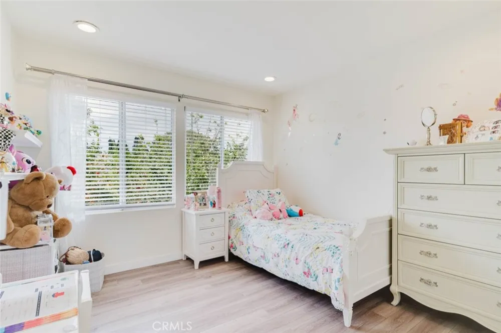 16001 Tulsa Street Granada Hills, CA 91344