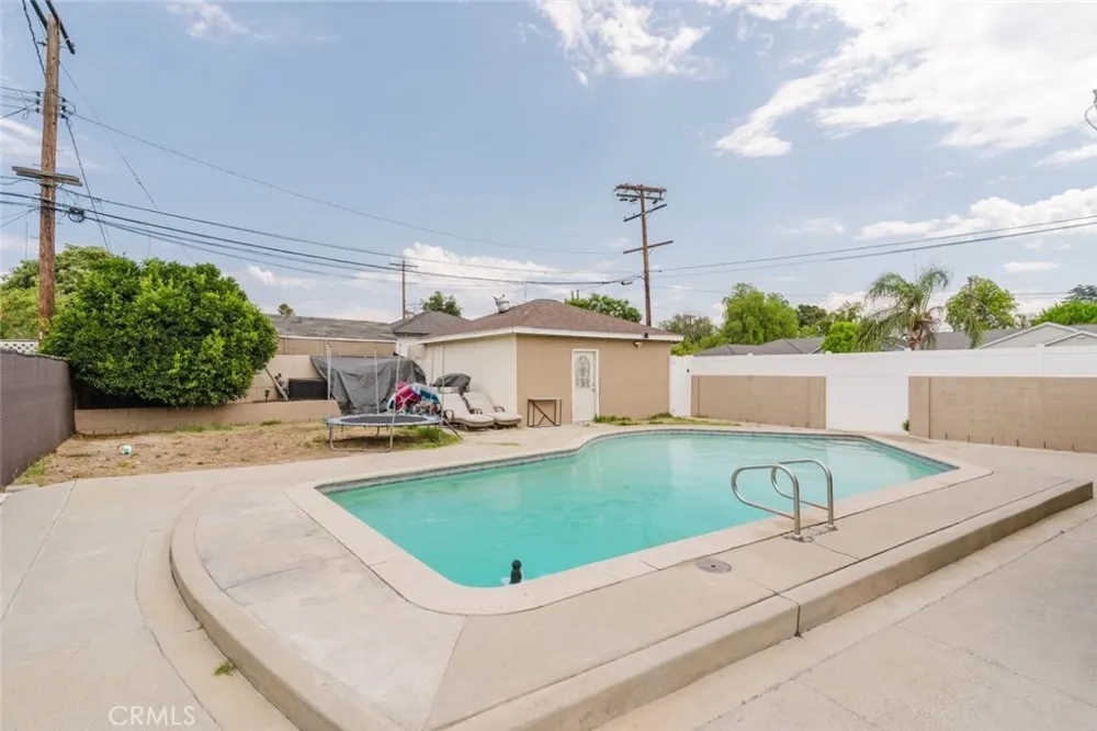 16001 Tulsa Street Granada Hills, CA 91344