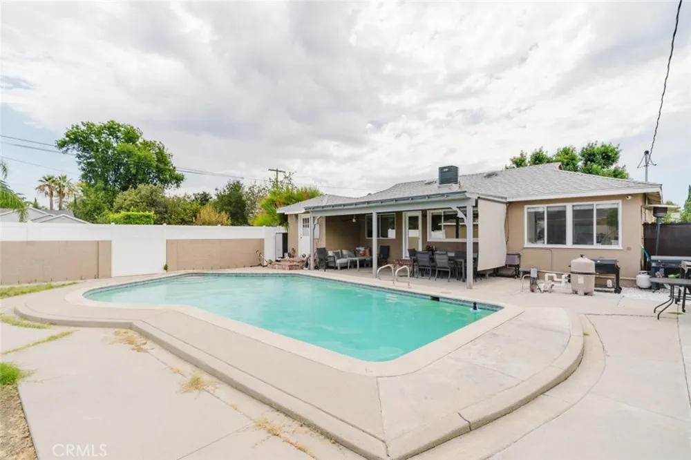 16001 Tulsa Street Granada Hills, CA 91344