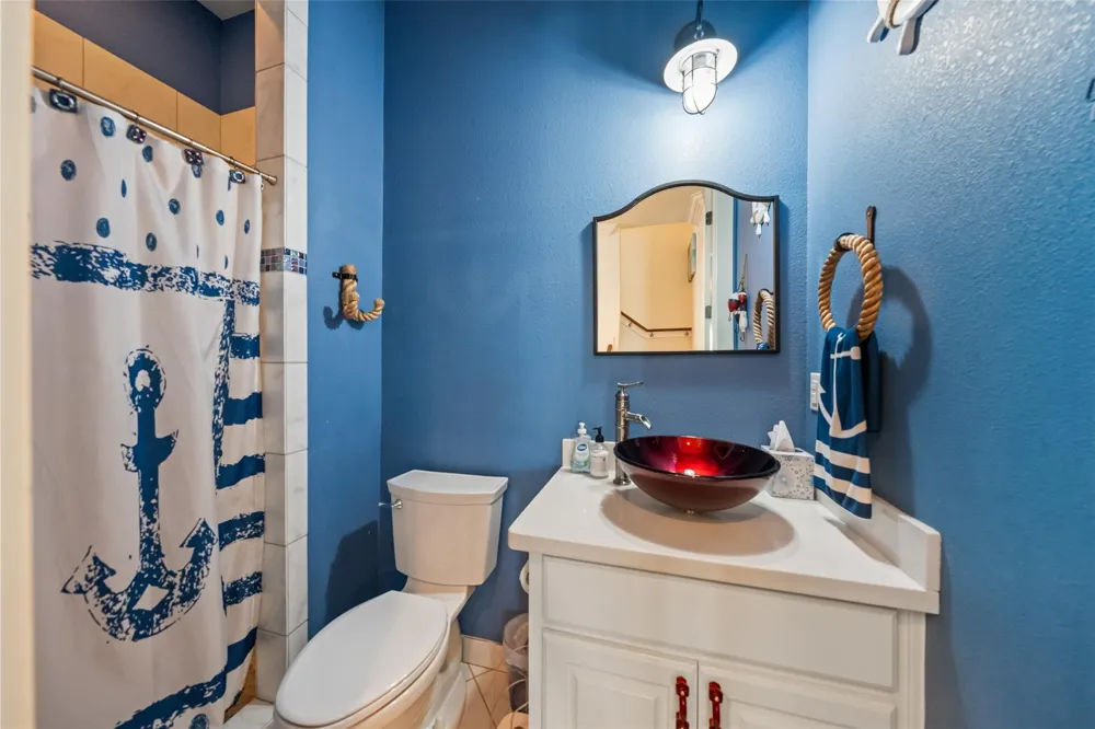 1977 Avenue I Crystal Beach, TX 77650