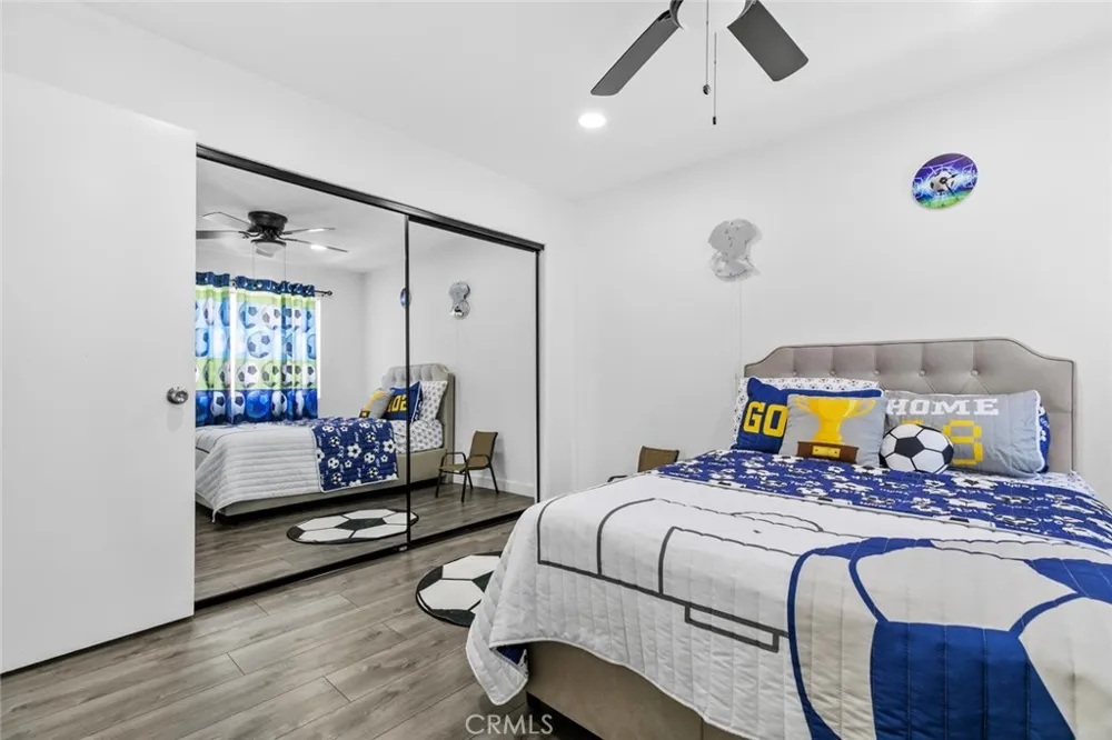 8801 Cedros Avenue #7 Panorama City, CA 91402