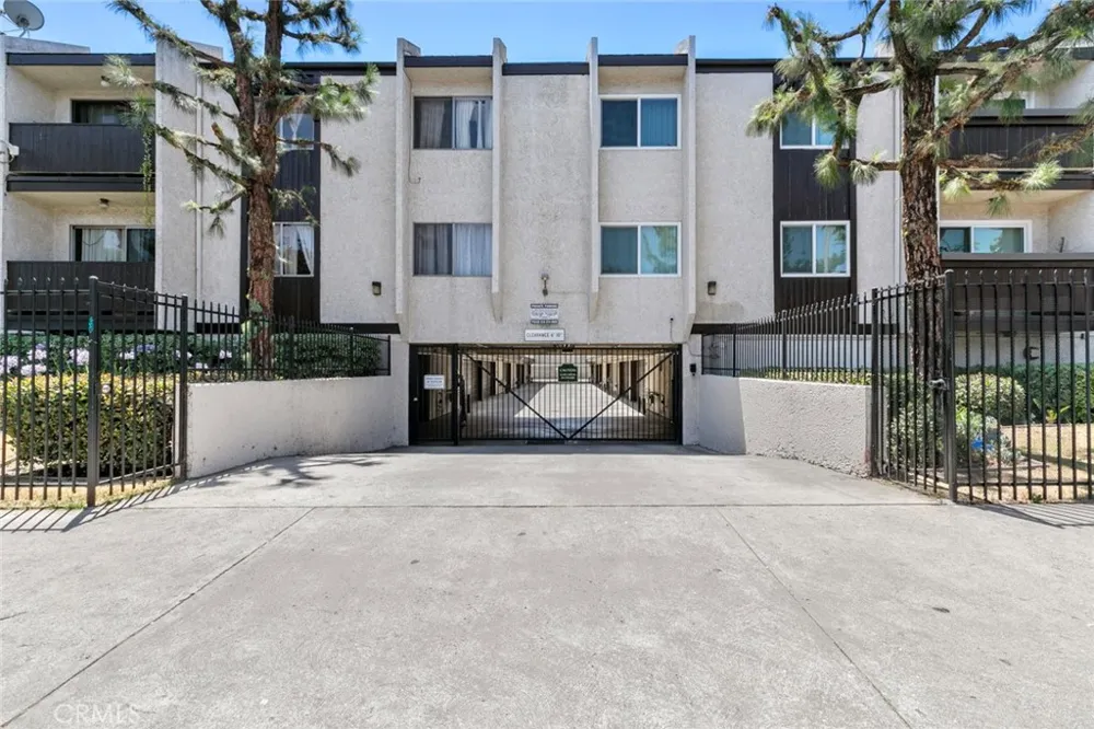 8801 Cedros Avenue #7 Panorama City, CA 91402