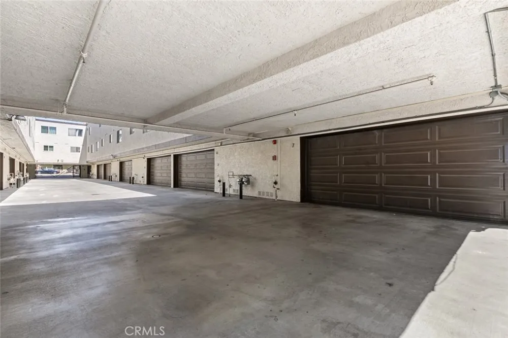 8801 Cedros Avenue #7 Panorama City, CA 91402