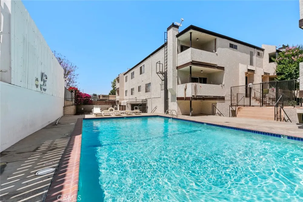8801 Cedros Avenue #7 Panorama City, CA 91402