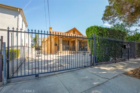 4927 Lexington