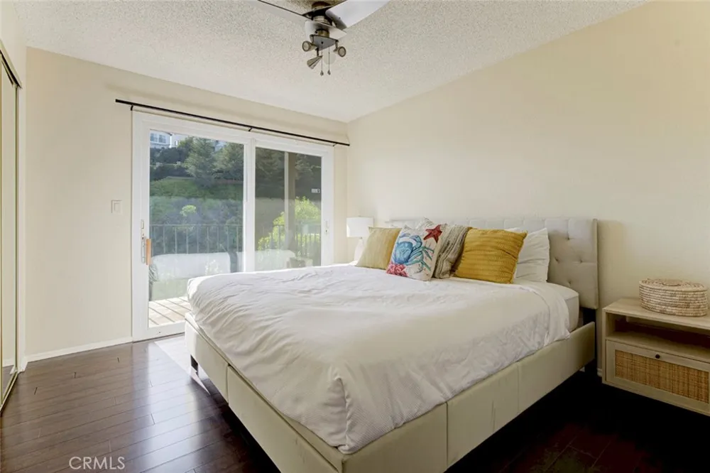 1218 E Tujunga Burbank, CA 91501