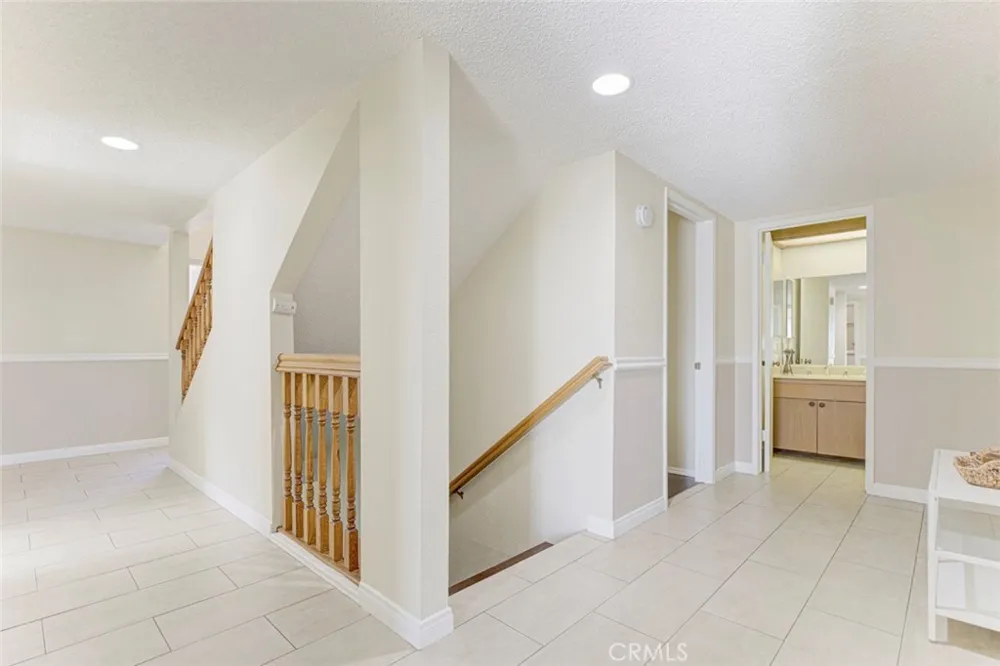 1218 E Tujunga Burbank, CA 91501