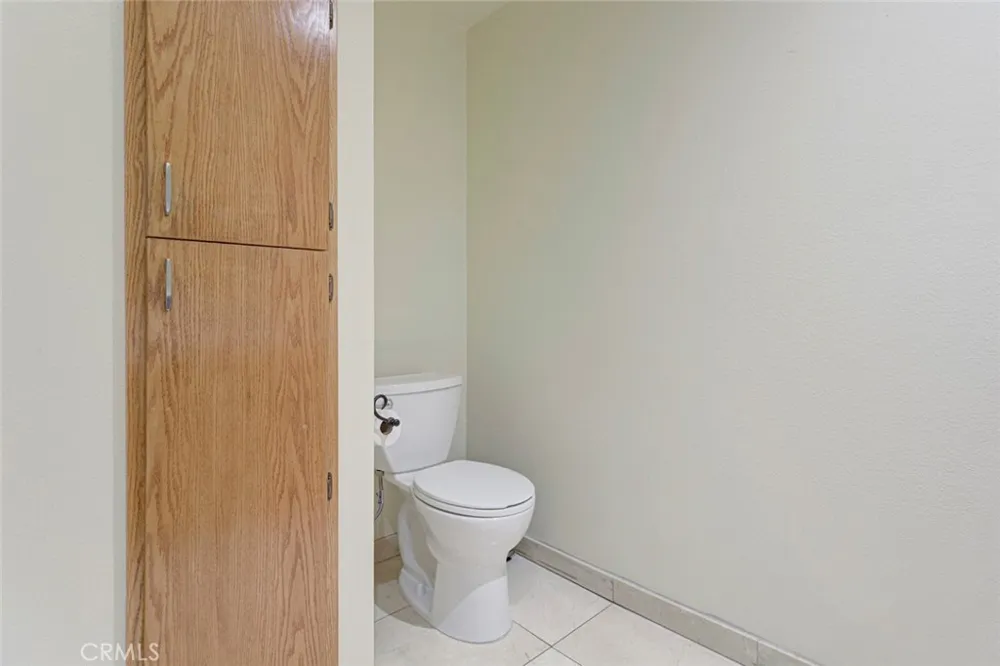1218 E Tujunga Burbank, CA 91501