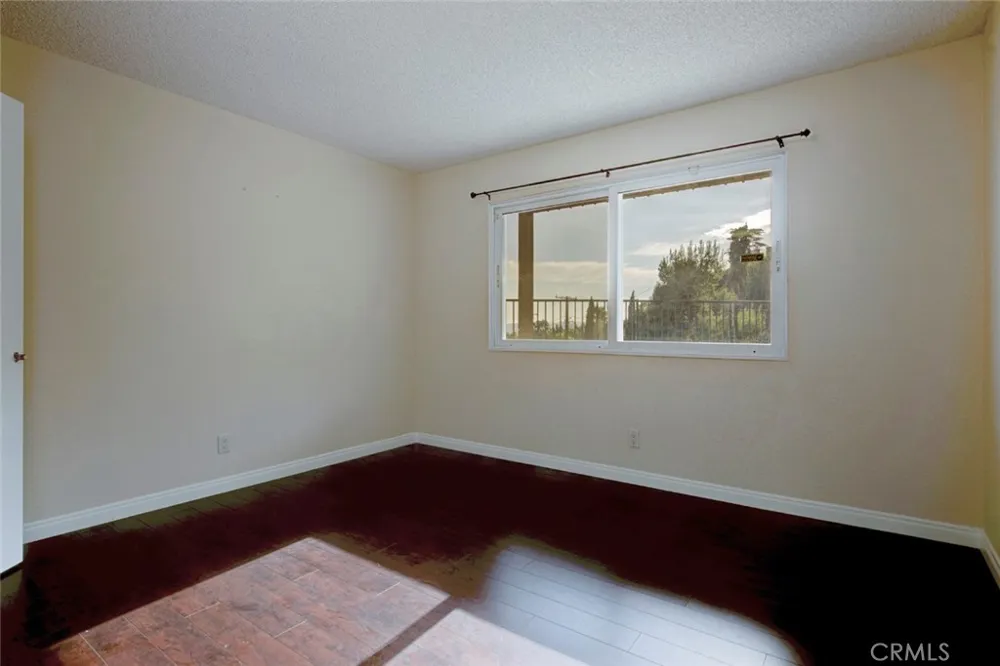 1218 E Tujunga Burbank, CA 91501