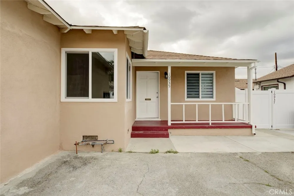 10935 Nassau Avenue Sunland, CA 91040