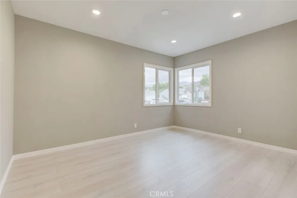 10935 Nassau Avenue Sunland, CA 91040