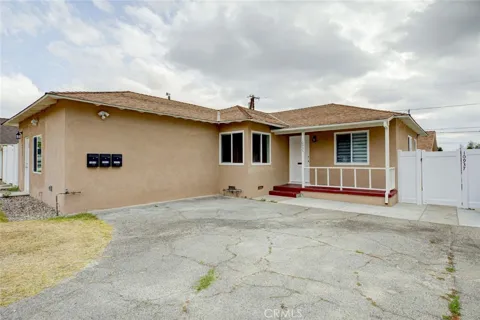 10935 Nassau Avenue