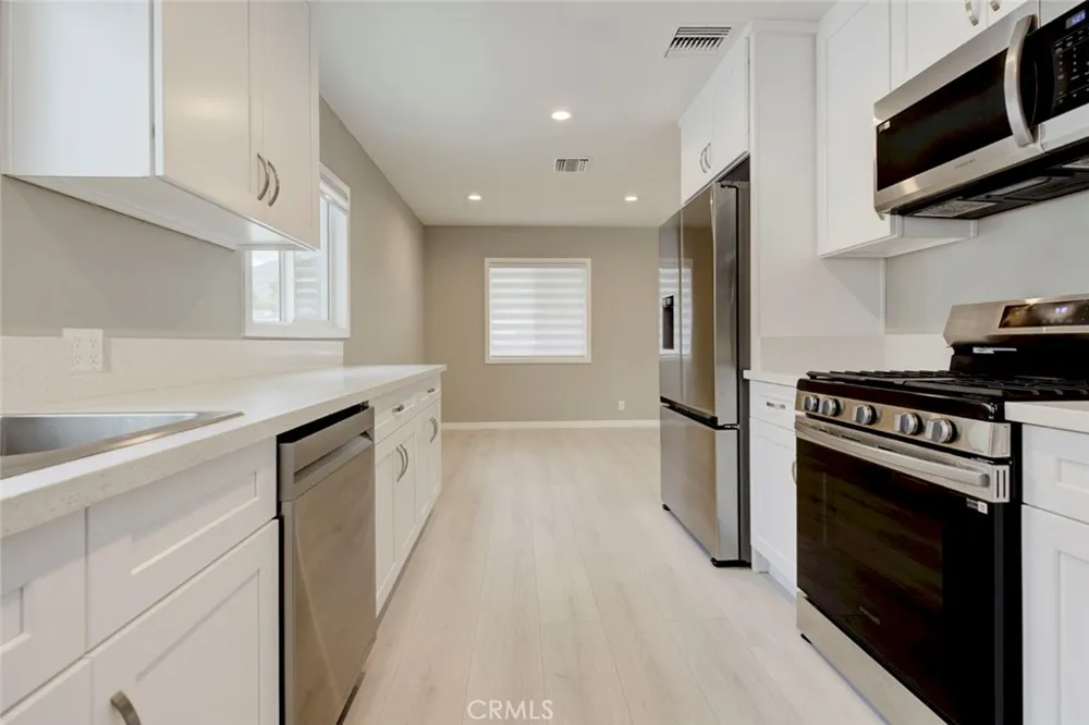 10935 Nassau Avenue Sunland, CA 91040