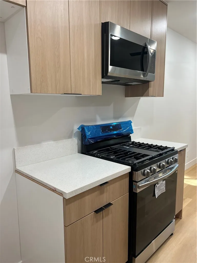 14805 Chase Street #224 Panorama City, CA 91402