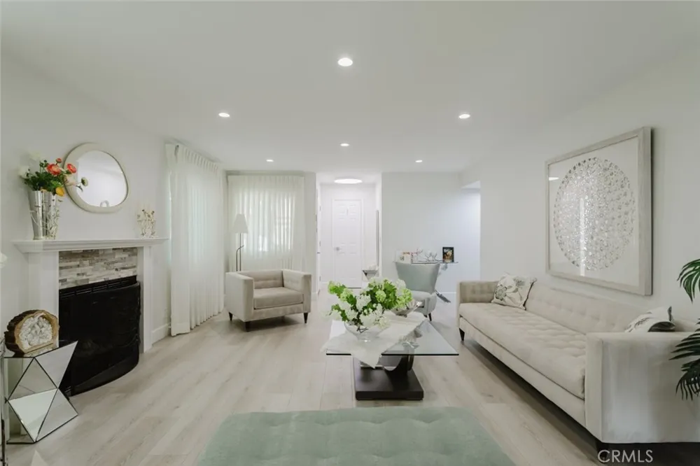10619 Mather Avenue Sunland, CA 91040