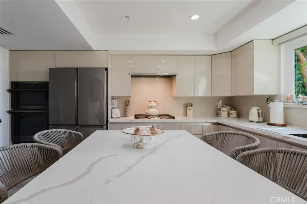 10619 Mather Avenue Sunland, CA 91040