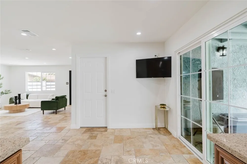 11904 Gager Street Sylmar, CA 91342