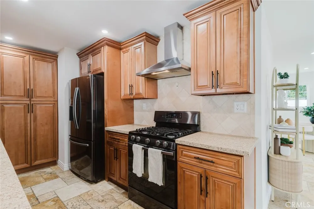11904 Gager Street Sylmar, CA 91342