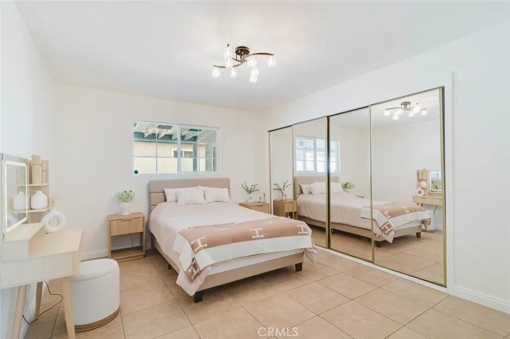 11904 Gager Street Sylmar, CA 91342