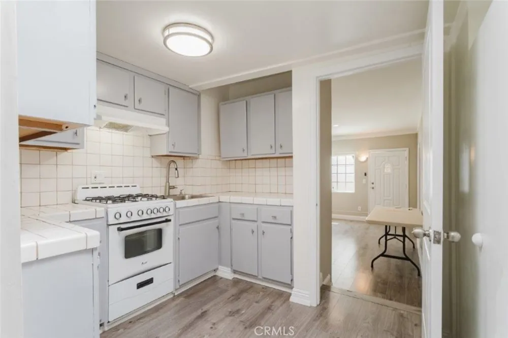 6609 Camellia North Hollywood, CA 91606