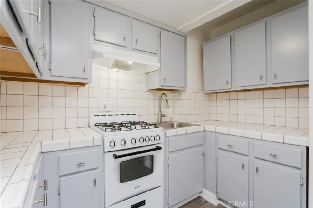 6609 Camellia North Hollywood, CA 91606