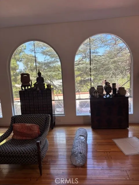 15015 Del Gado Los Angeles, CA 91403