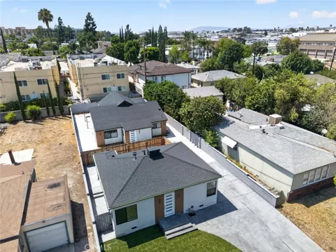 2325 Naomi Street
