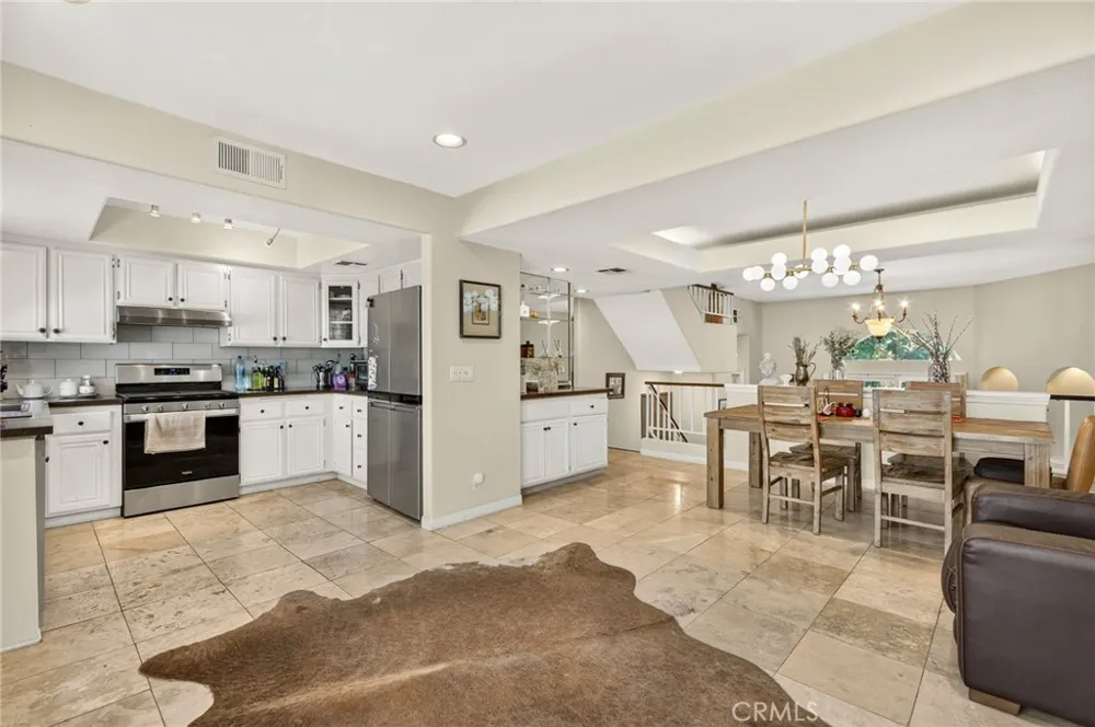 5340 Las Virgenes Road #11 Calabasas, CA 91302