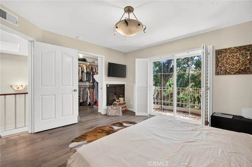 5340 Las Virgenes Road #11 Calabasas, CA 91302