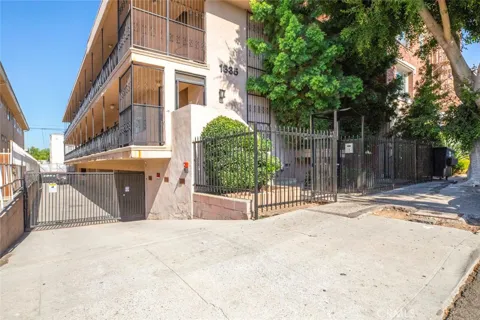1835 ALEXANDRIA AVENUE #10