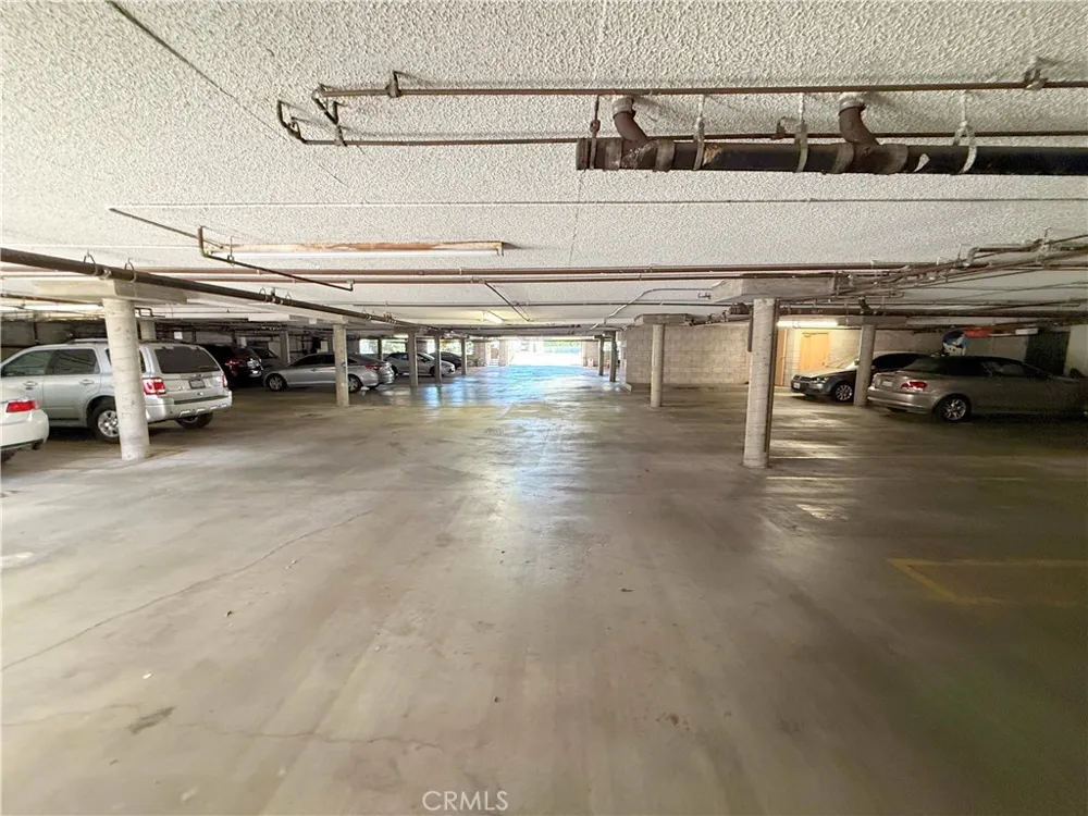 8744 Darby Avenue #14 Northridge, CA 91325