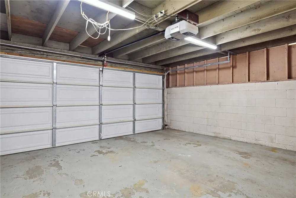 6094 Orange Avenue Cypress, CA 90630