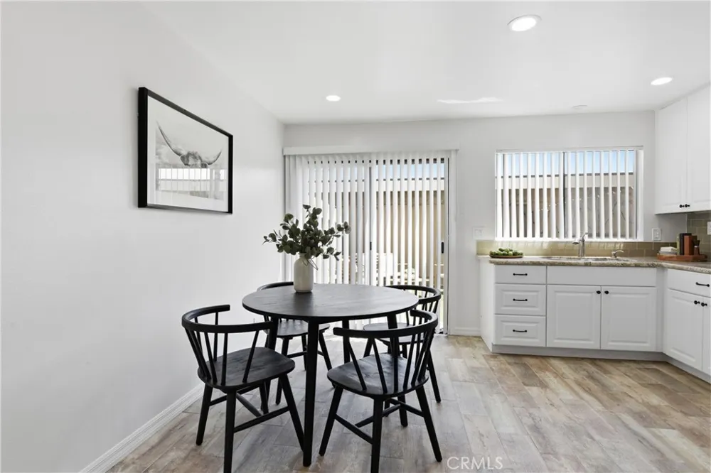 6094 Orange Avenue Cypress, CA 90630