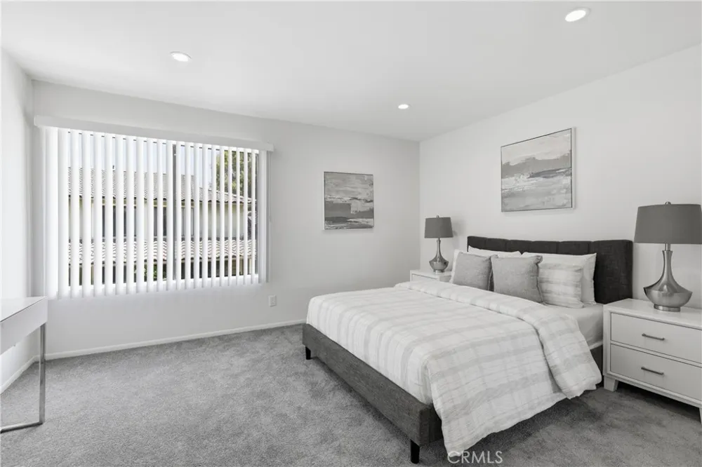 6094 Orange Avenue Cypress, CA 90630