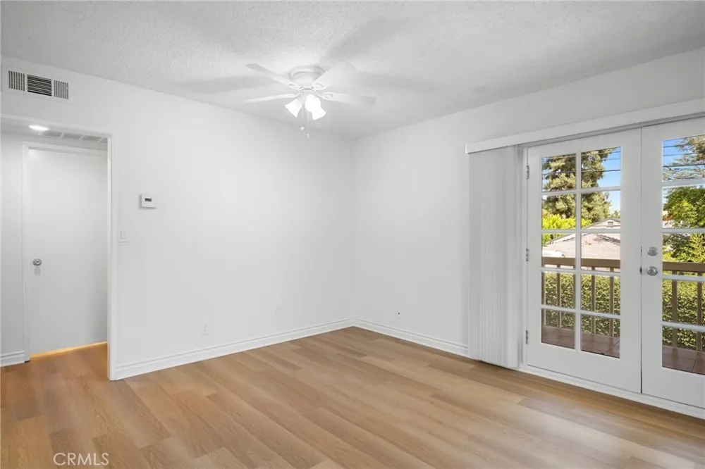 4248 Troost Avenue #4 Studio City, CA 91604