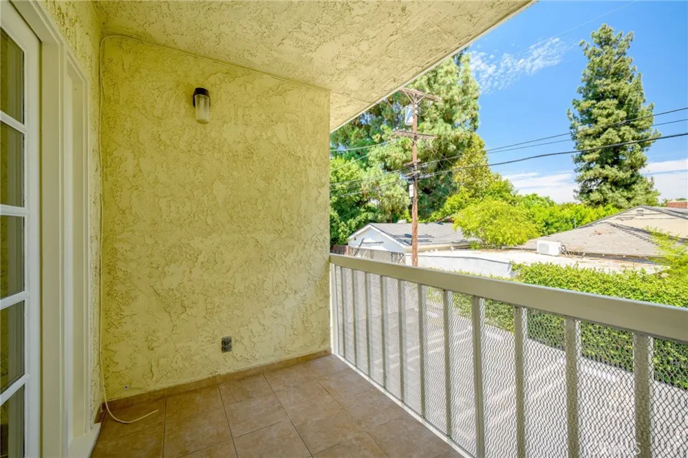 4248 Troost Avenue #4 Studio City, CA 91604