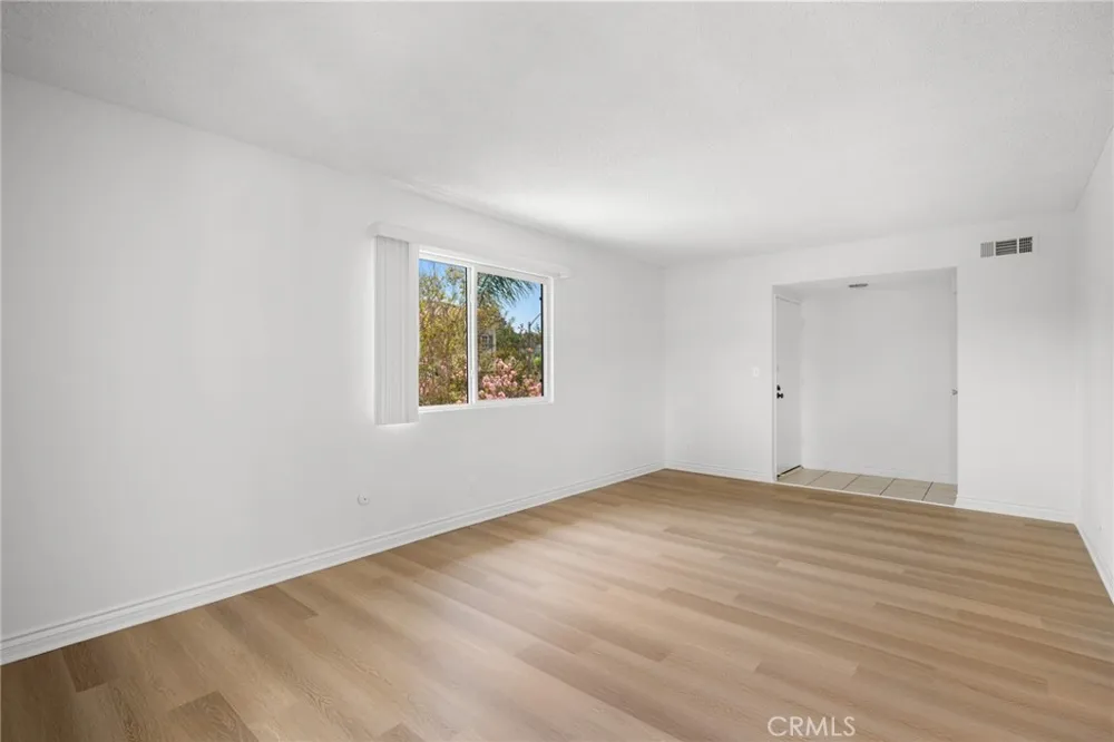 4248 Troost Avenue #4 Studio City, CA 91604