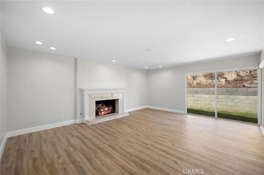 1323 Branta Drive Glendale, CA 91208