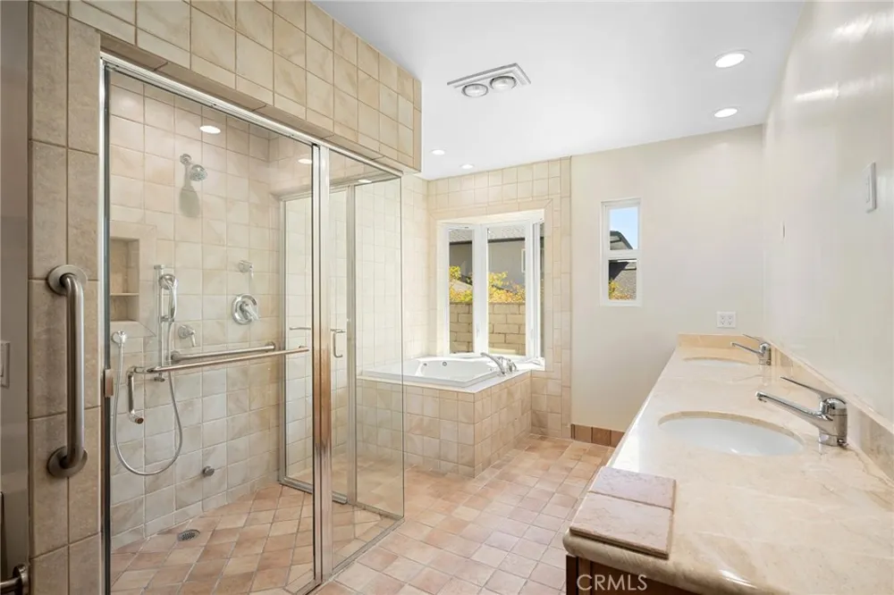 1323 Branta Drive Glendale, CA 91208