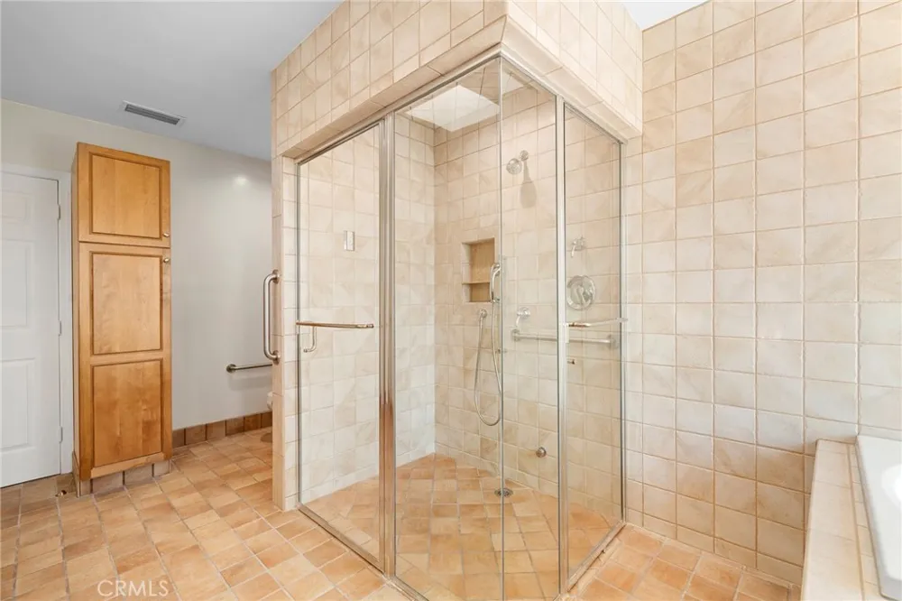 1323 Branta Drive Glendale, CA 91208