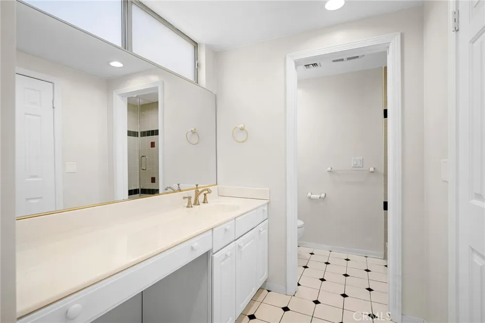 1323 Branta Drive Glendale, CA 91208
