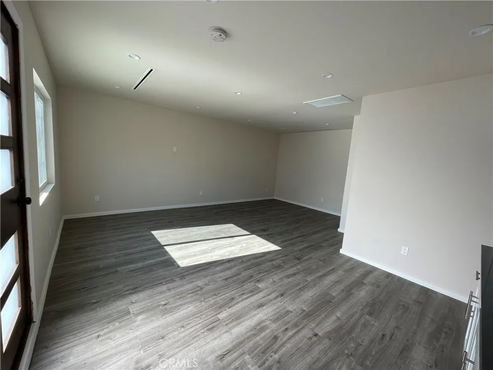 10213 Quill Avenue Sunland, CA 91040