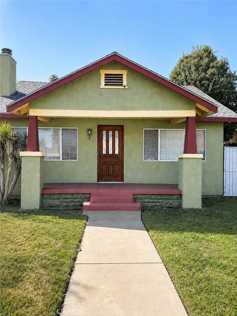 3817 Arlington Avenue Los Angeles, CA 90008