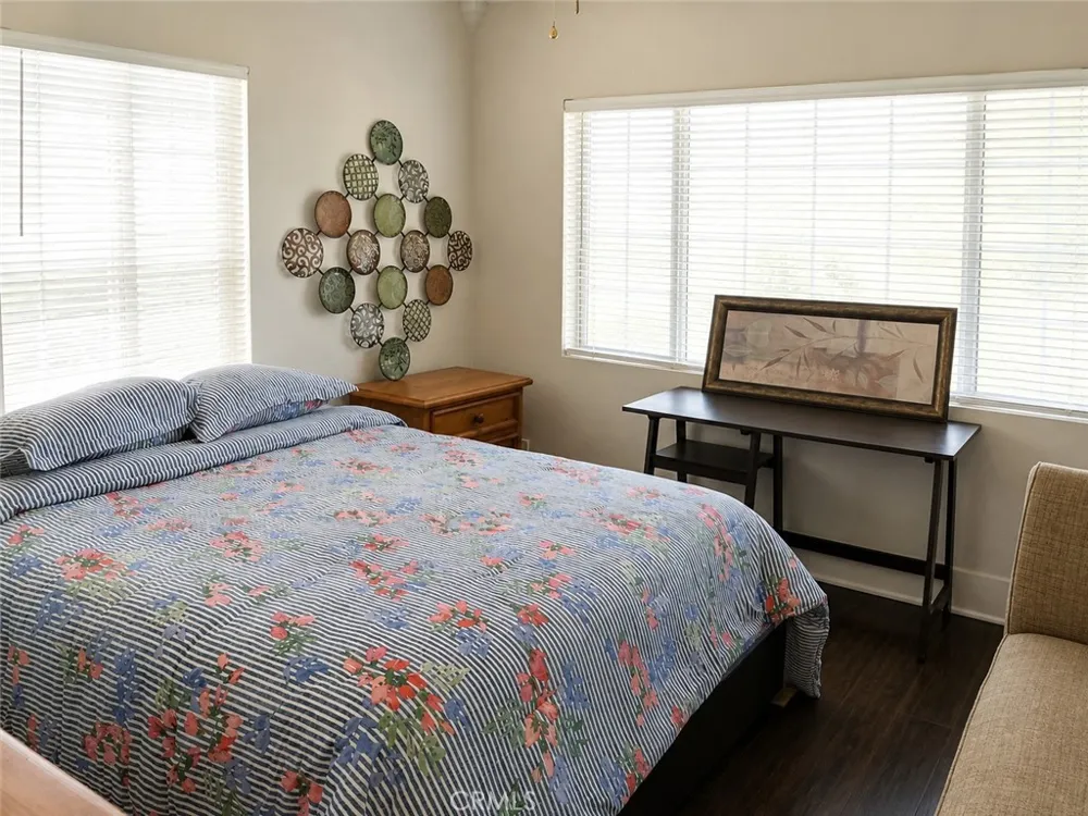 3817 Arlington Avenue Los Angeles, CA 90008