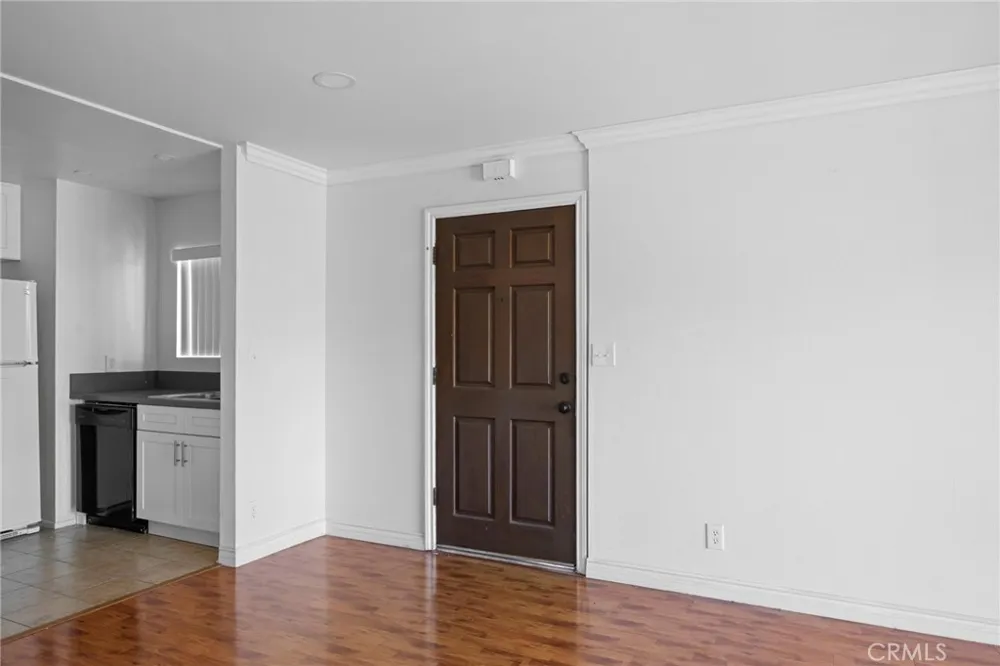 1364 E Garfield Avenue #1 Glendale, CA 91205