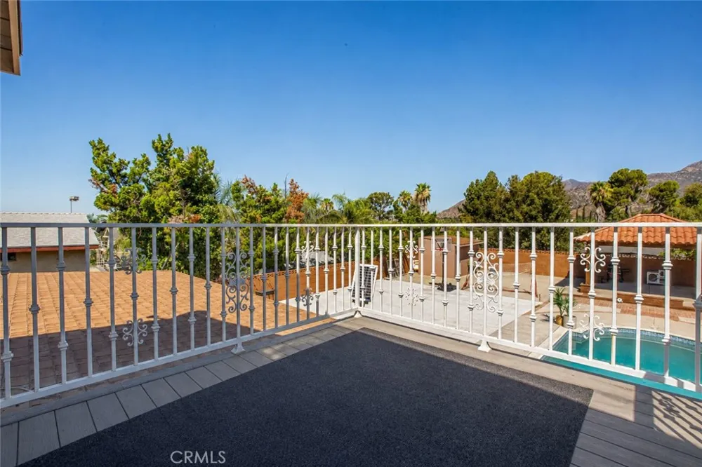 13889 Nurmi Sylmar, CA 91342