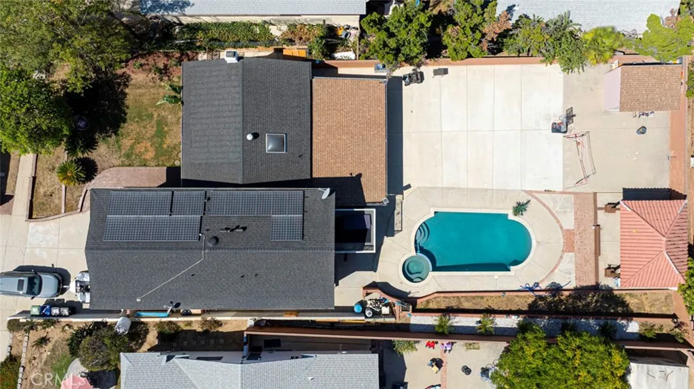 13889 Nurmi Sylmar, CA 91342