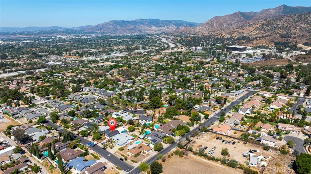 13889 Nurmi Sylmar, CA 91342